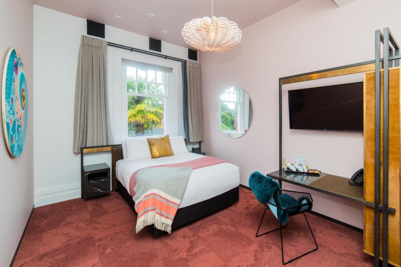 Clarence Boutique Hotel Тауранга Екстер'єр фото